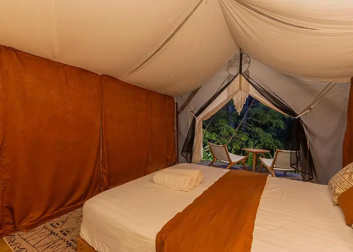 Camani Glamping *