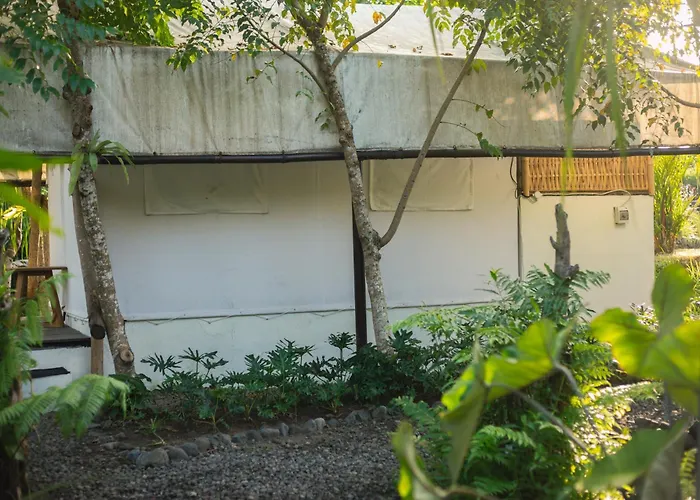 Camani Glamping