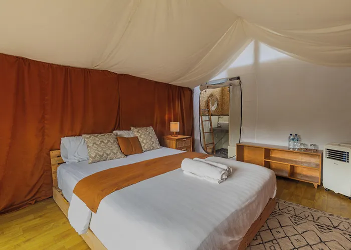 Camani Glamping *